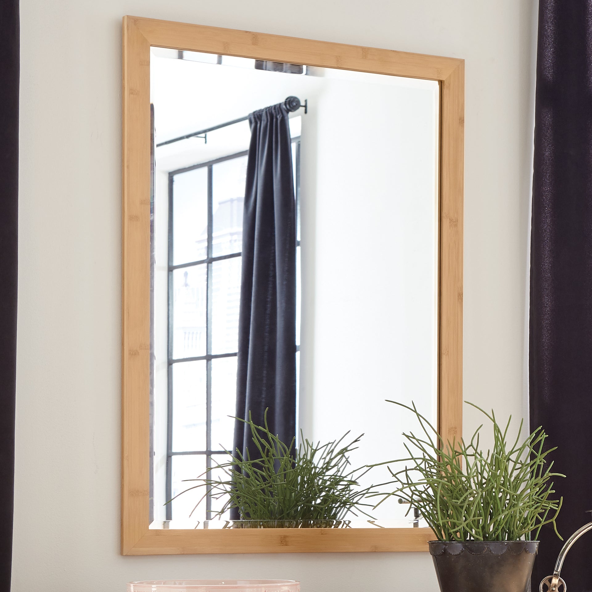 Niko Mirror